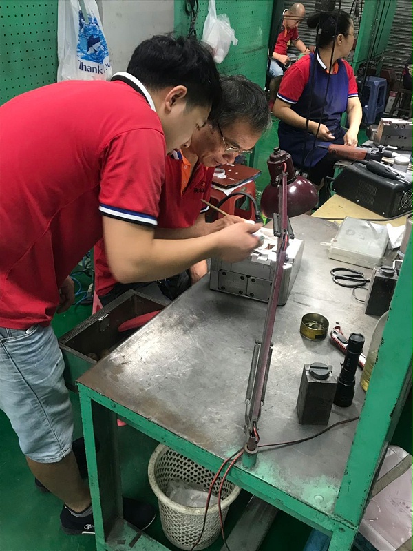 王主管指导工作