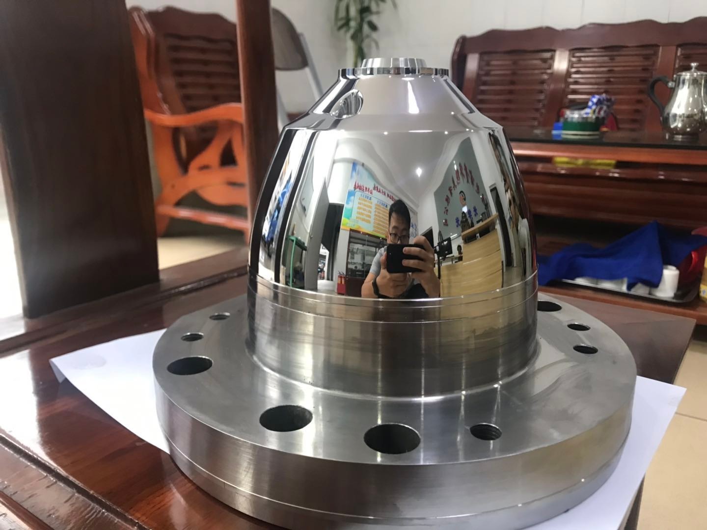 想知道模具抛光应该怎么做才比较好?